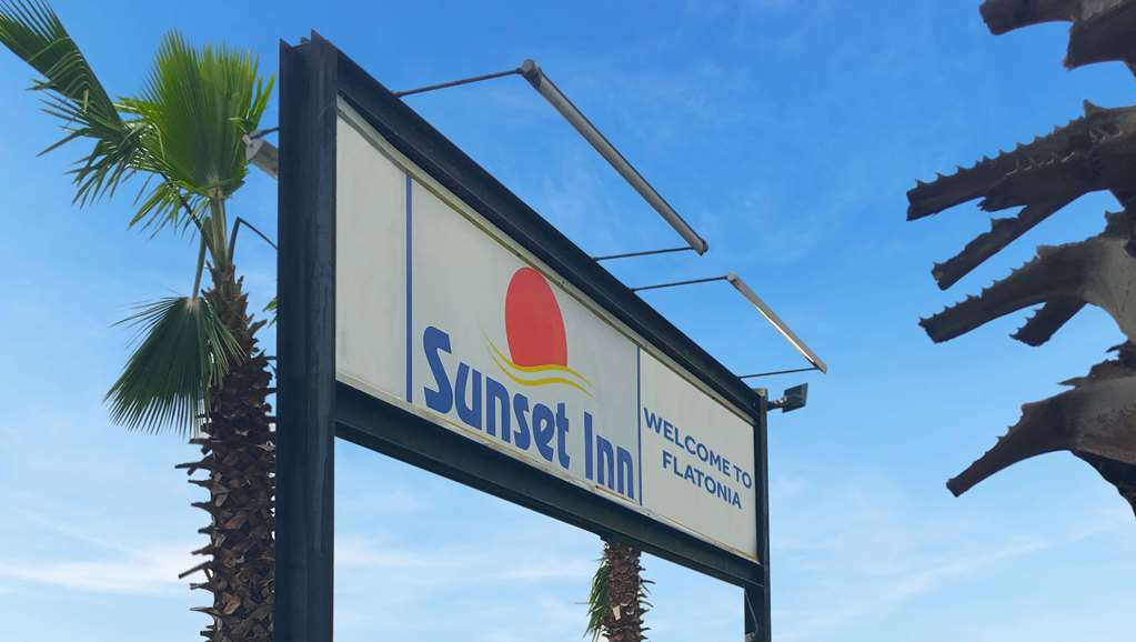 Sunset Inn Flatonia By Magnuson Worldwide Exterior photo